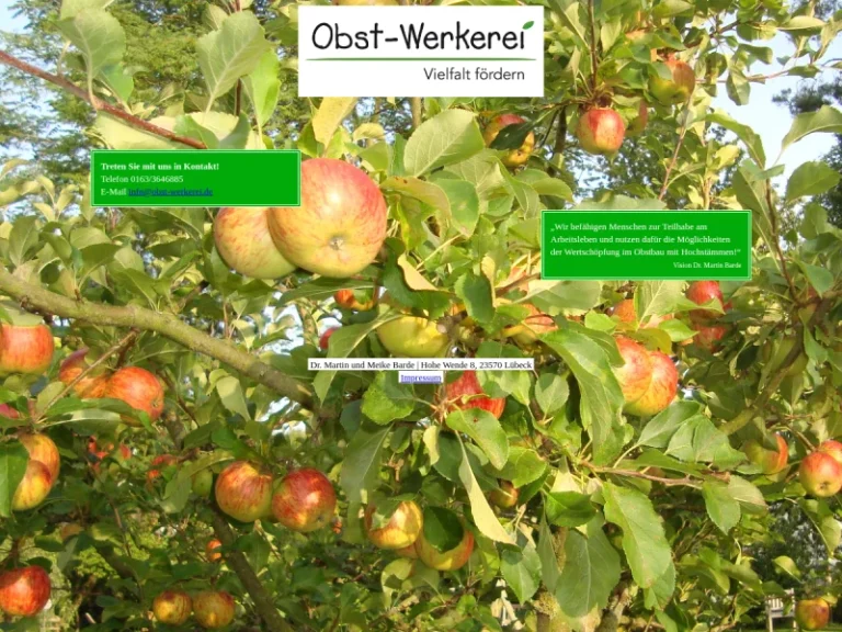 Hofladen in großer Verkaufsbox Obst-Werkerei Dr. Martin und Meike Barde Streuobstwiese - Schleswig-Holstein in Lübeck